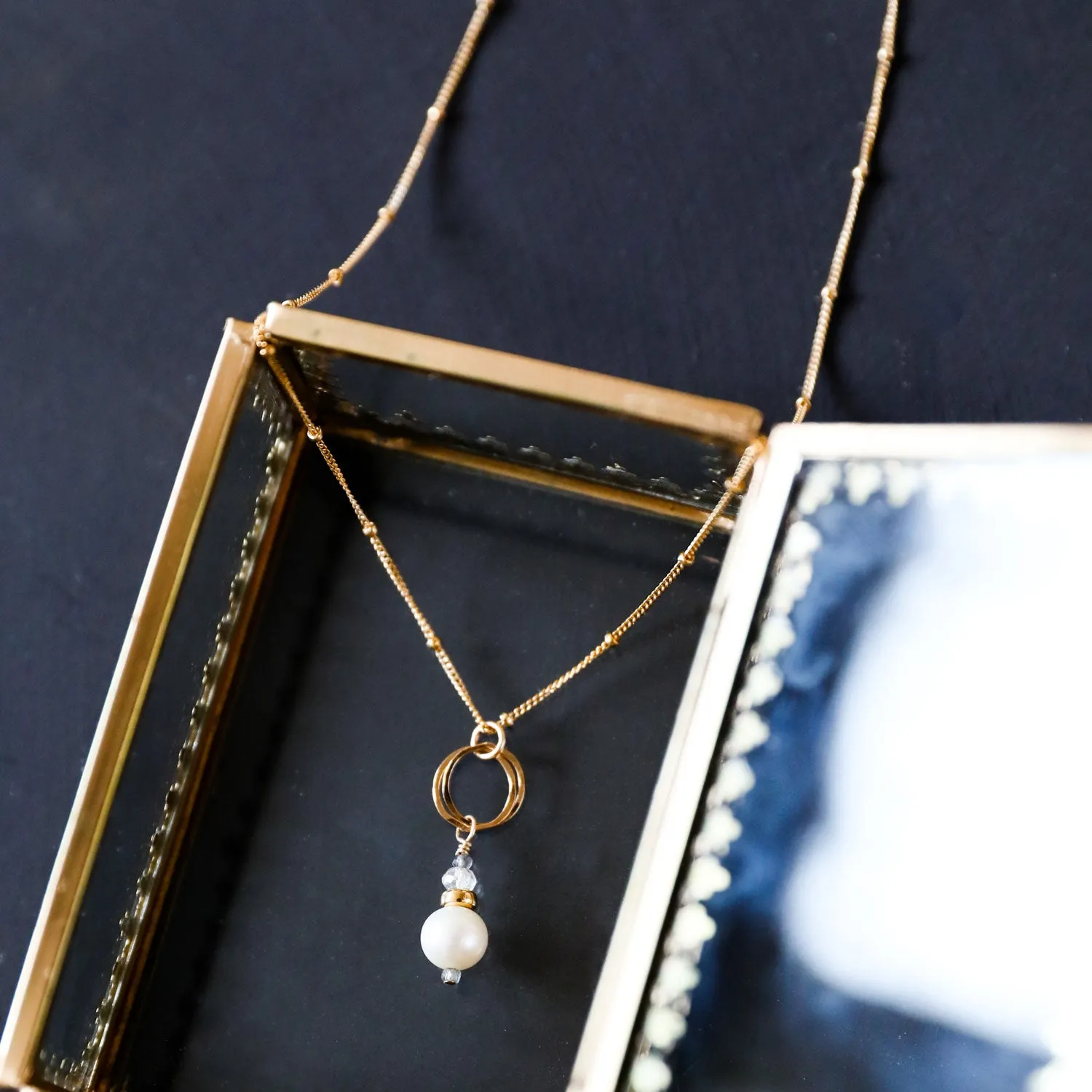 Audrey Necklace - White Pearl