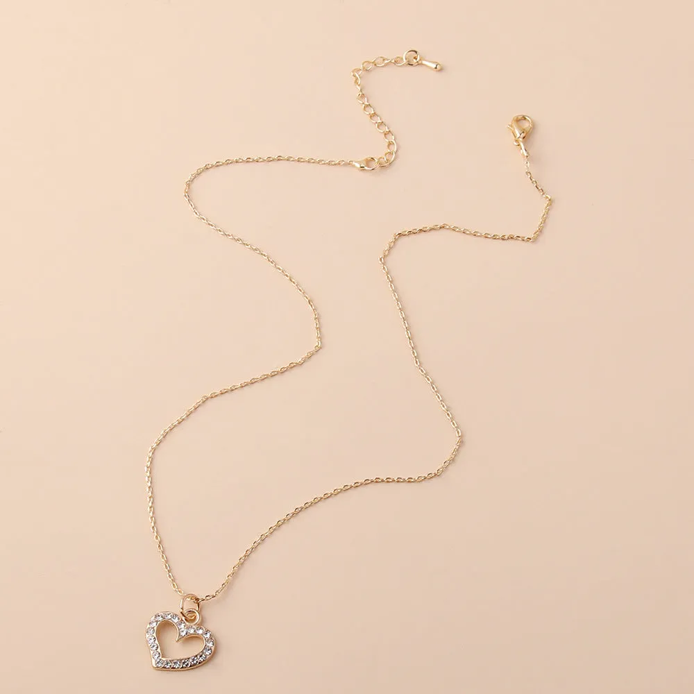 Beautiful Heart-Shaped Pendant Necklace Love Clavicle Chain