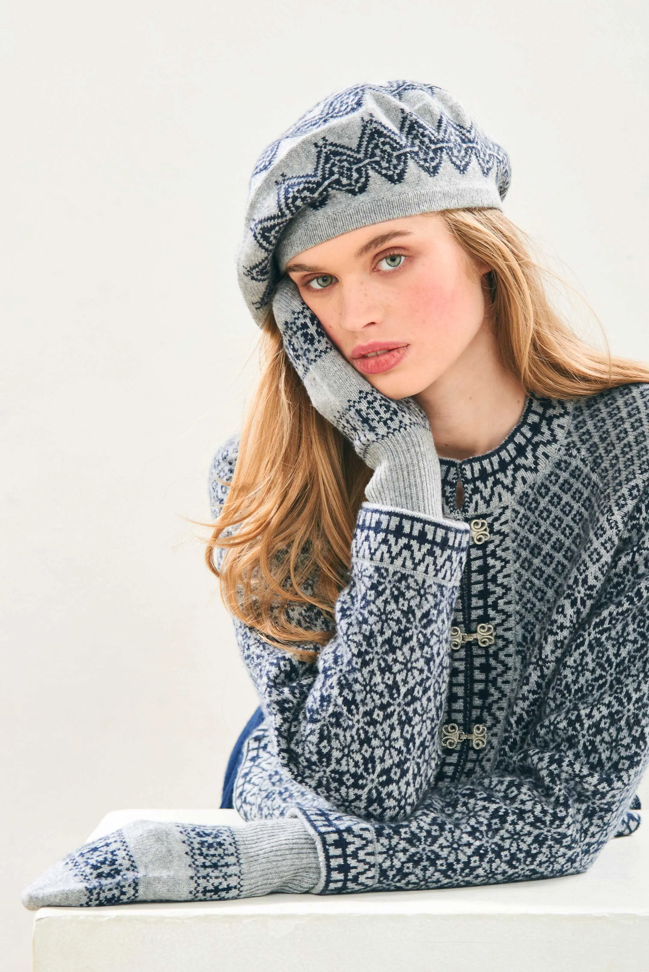 Cashmere Wool Norse Beret in Grey and Navy
