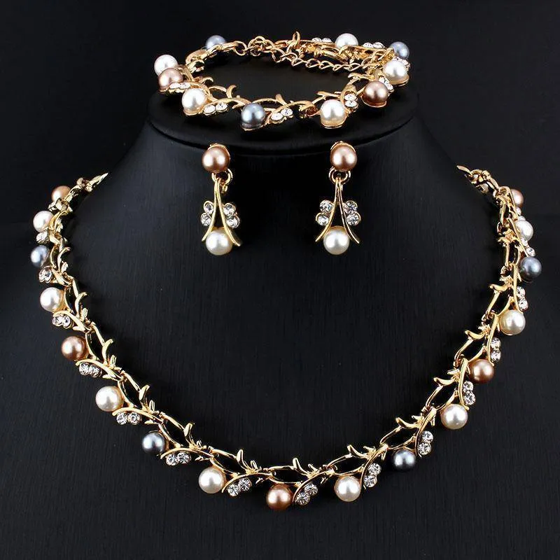 Classic Crystal Pearl necklace jewelry set