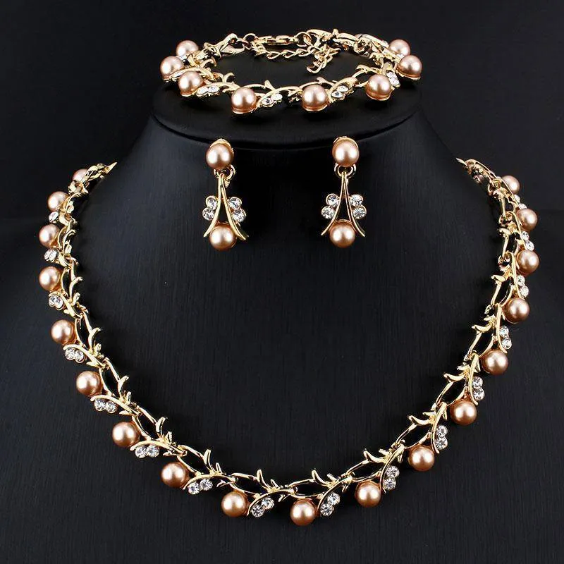 Classic Crystal Pearl necklace jewelry set
