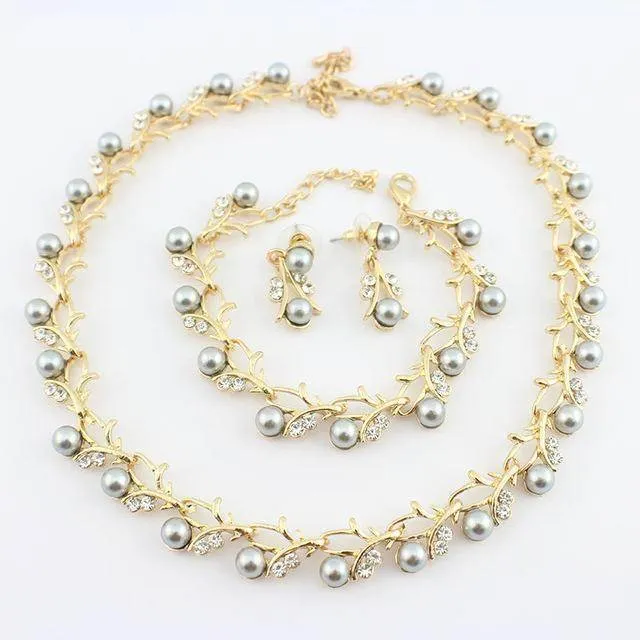 Classic Crystal Pearl necklace jewelry set