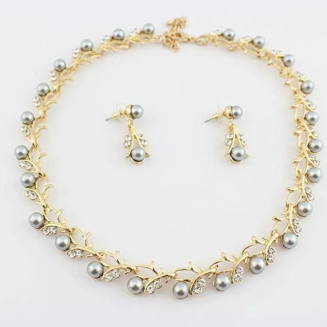 Classic Crystal Pearl necklace jewelry set