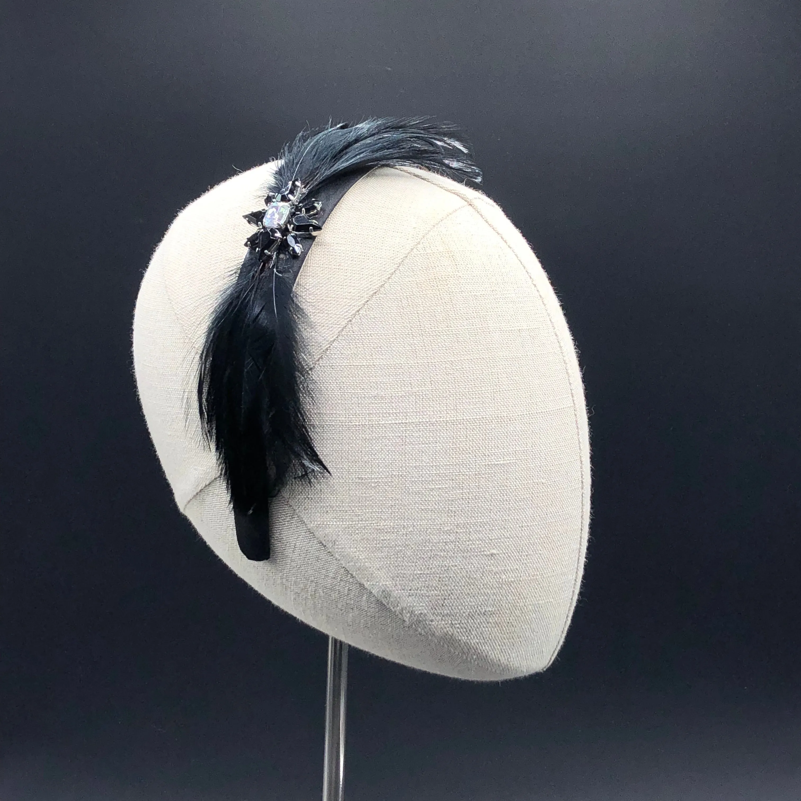 Federica: Black Feather Headband As Seen On Dylana Suarez