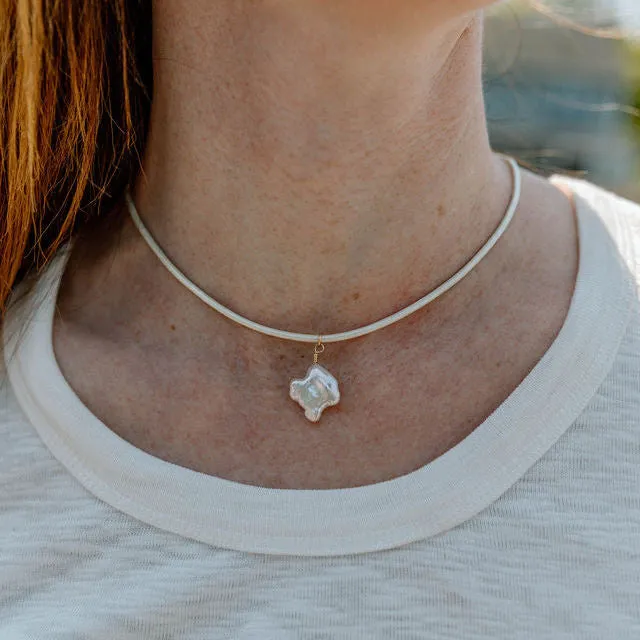 Keishi Pearl Necklace on Leather Cord