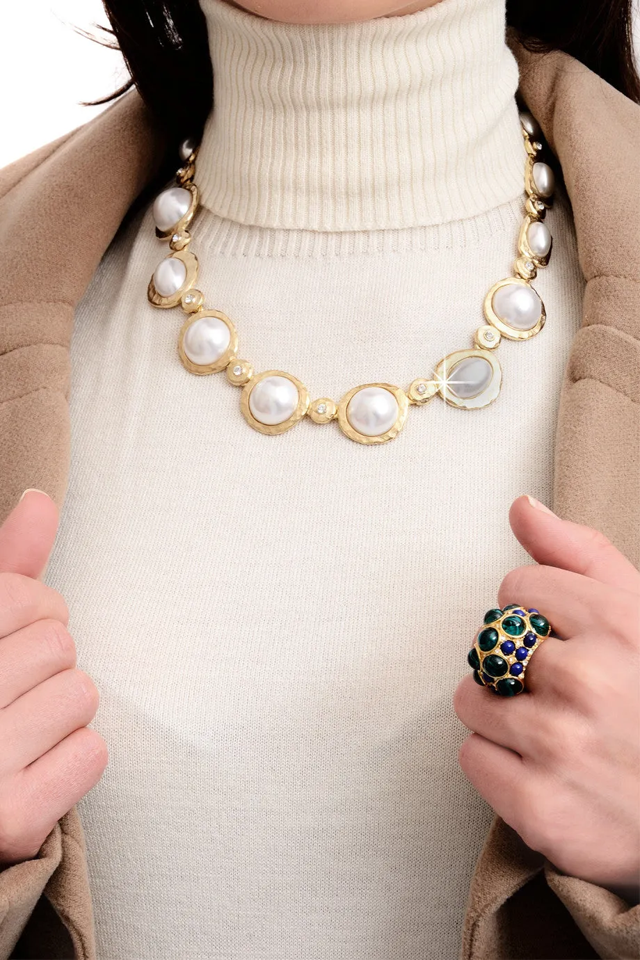 KENNETH JAY LANE White Pearl Necklace
