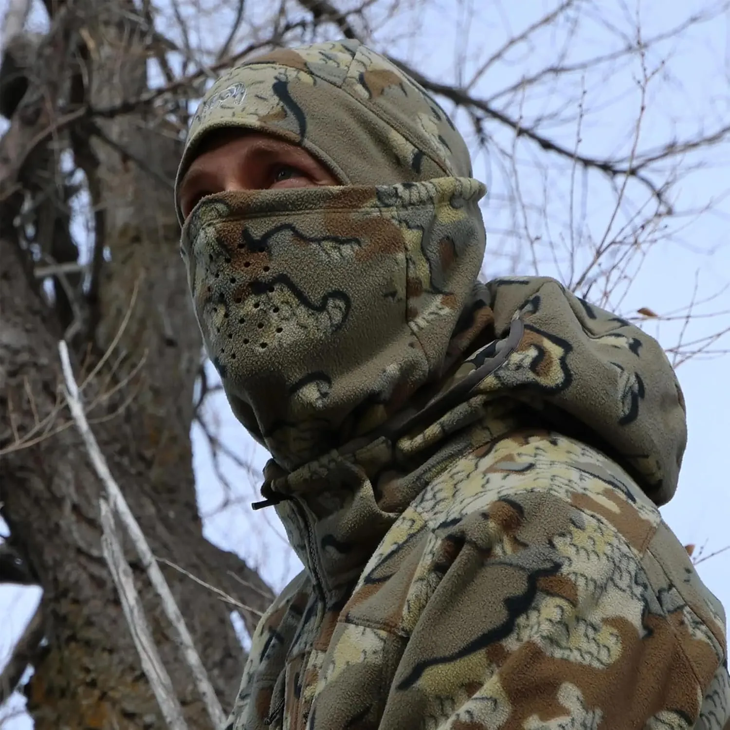 KUIU Proximity LT Beanie - Windproof, Ultra-Quiet, Lightweight Micro-Fleece, 4-Way Stretch, Odor-Resistant Hunting Hat