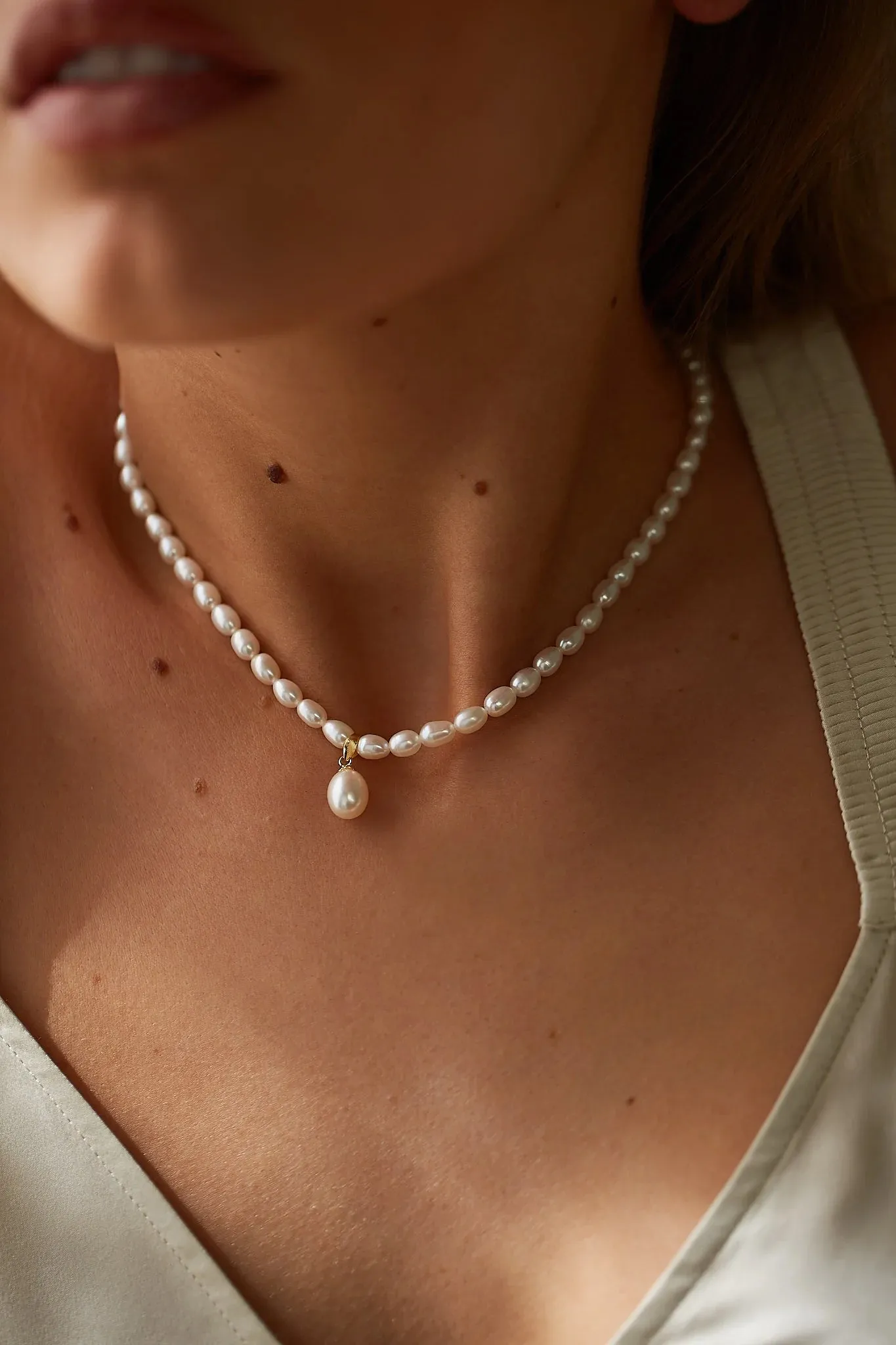 Lola Knight - Luca - Freshwater Pearl Necklace - Gold