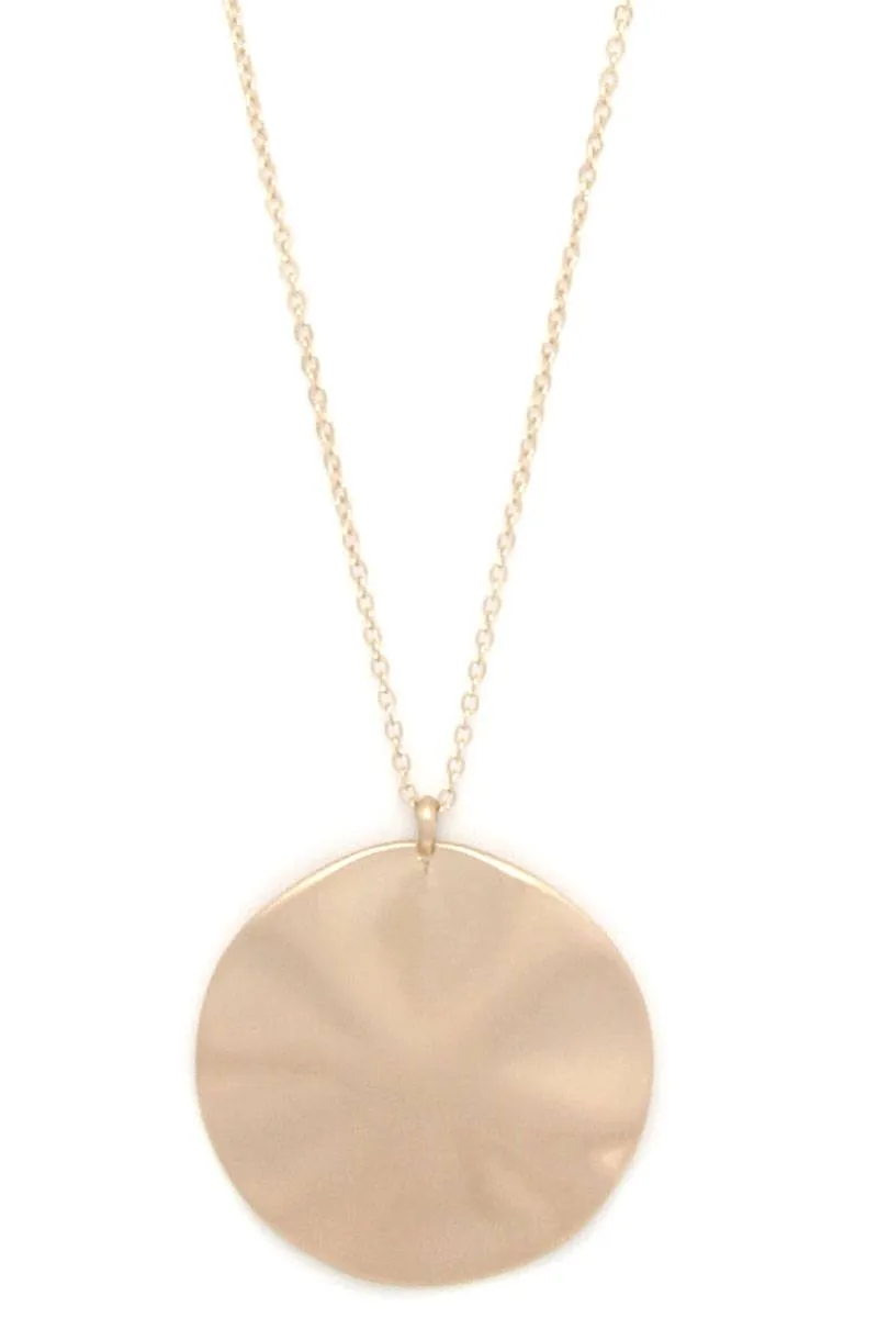 Metal Circle Pendant Necklace