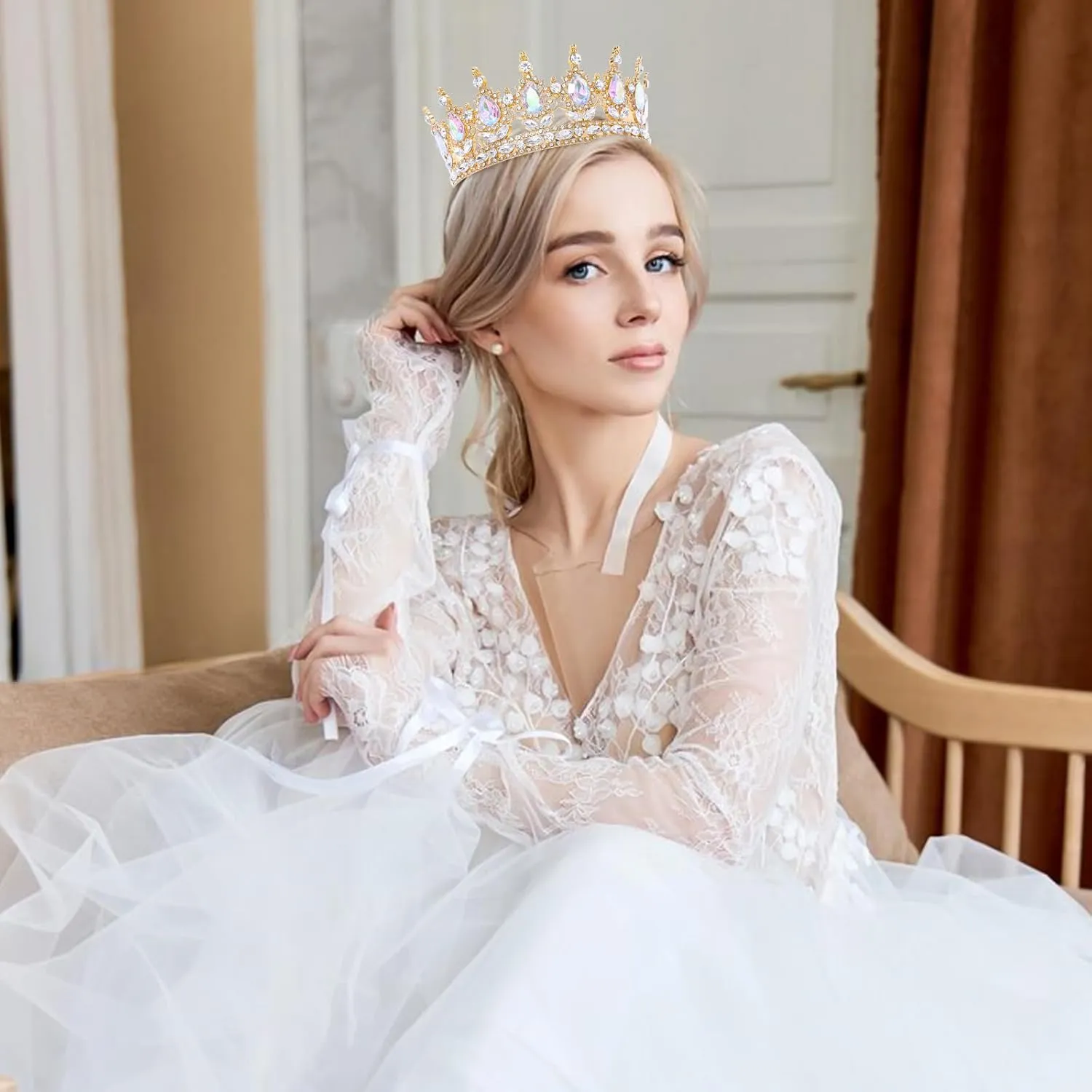 Queen Crown for Women Crystal Tiara for Girl Rhinestone Wedding Headband for Bride Hair Accessories for Costume Birthday Party Prom Gifts